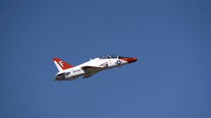 How a Generation of US Navy Pilots Came to Love (and Hate) the T-45 Goshawk