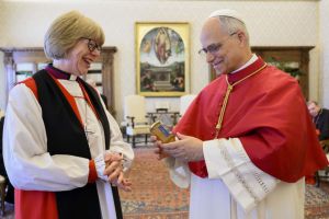 Paus ontvangt anglicaanse aartsbisschop als ‘zuster in Christus’, niet als ‘zuster in het bisschopsambt’