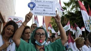 Una huelga que pone en peligro la sanidad pública