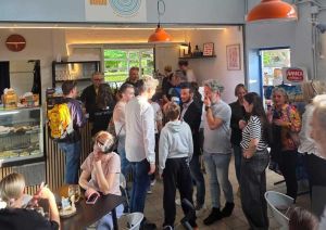 Un bar tutto nuovo ed inclusivo per la piscina di Cento