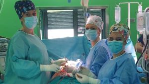 Žene hirurzi u Srbiji: ‘Sestro, zovite doktora’