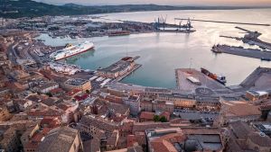 Il porto di Ancona a Report. Sorpresa: ecco i dati sulle multe per emissioni fuorilegge