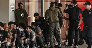 La politique migratoire européenne, une fabrique de sans-papiers