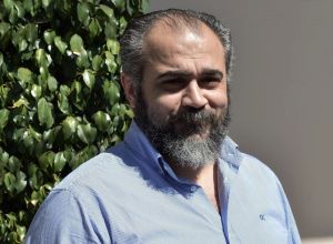 Οι «ευκαιρίες» της ΔΕΗ από τη μία, τα αδιέξοδα νοικοκυριών και επιχειρήσεων από την άλλη και στη μέση οι κυβερνητικές ευθύνες