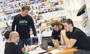 Kje v Evropi je med mladimi največ podjetnikov, kje jih je največ zaposlenih?