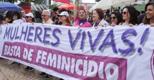 Feminicídio cresce assustadoramente no país e enfrentamento ainda é falho