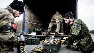 Man fyrer da ikke mennesker på antagelser: Forsvaret er ude på farlig grund