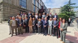 La Universidad de Oviedo estrena la “Guitarra nº 21” de Pablo Serrano como símbolo de renovación de Minas