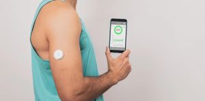Wearable glucose monitors offer real‑time data, but for healthy people no guidelines exist to interpret the numbers