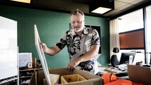 Simon overtog en kriseramt skole med syv elever, men der var flere kriser i vent...