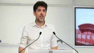 Los Comuns recuperan la ley para fijar impuestos a los cruceros en Catalunya