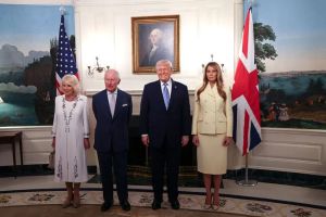 America / British Ambassador torpedoes King’s state visit