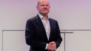 Scholz zu Trumps Kritik an Merz: Beziehung hält das aus