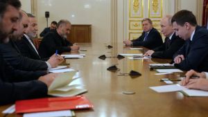 Sahadaki başarıdan masadaki itibara