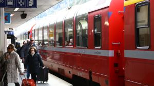 Una casa in mezzo ai vip, Sankt Moritz cerca residenti: “Costruiamo nuovi alloggi ma non per i Paperoni”