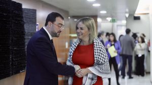 Pugna política y jurídica en el Gobierno y la Junta por las ayudas a las víctimas, al tiempo que Barbón encara un duro cara a cara con la oposición