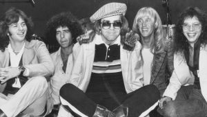 Elton Džon i 50 godina albuma „Here and There”: Dva koncerta, jedan Lenonov povratak i živi snimak najveće rok zvezde sedamdesetih