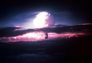 Verden er én feiltolkning unna atomkrig