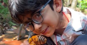 This 7-YO Cooks, Builds Robots & Works With Wood Without Following a Strict Schedule