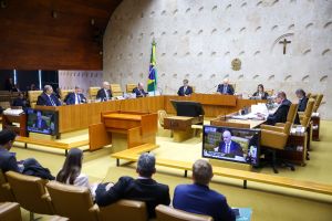 O Supremo e sua circunstância
