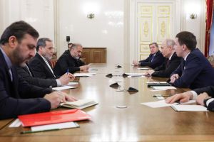 US and Pakistan Seek to Settle Iran-US Conflict