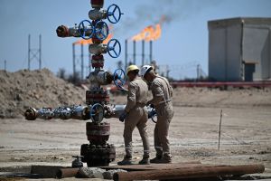 Price of oil rises as Iran talks remain stalled and Strait of Hormuz closed