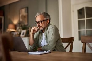 The Retirement Readiness Checklist That Goes Beyond Savings