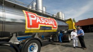 Casa Tarradellas compra la fábrica de Leche Pascual en Gurb y promete mantener el 90% de la plantilla