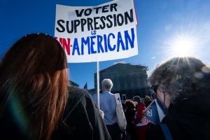 Conservative SCOTUS Ruling Completely Demolishes Voting Rights Act, Kagan Says