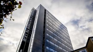 Ny bank får adresse i højderne - åbner på 9. sal