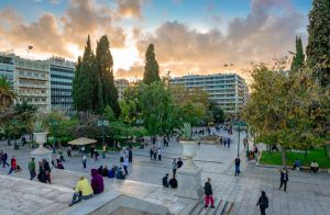 Βαρύ κόστος για τους εργαζομένους