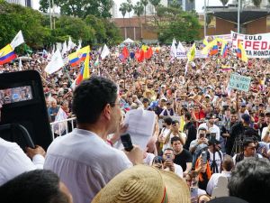 ¿Cepeda en primera?: cuatro datos que apuntan a que habrá segunda vuelta en Colombia