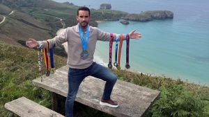 Esteban Amieva, el maratoniano que corre por su madre y cumple un hito en Asturias: “El correr me libera y me ayuda a estar mejor