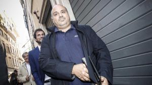 Sotto la Torre si consuma l’ennesimo pasticciaccio pd. Stumpo commissario