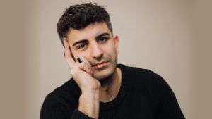 Arash Gilan: AI är för tänkandet vad porr är för sex