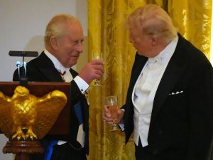 Più Trumpisti del Re