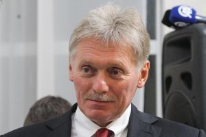 Песков: президент и правительство разрабатывают решения для возвращения экономики на траекторию роста
