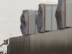 Lorne Gunter: Edmonton can look at cutting cost of new transit garage The city is building another new transit garage, this time in southeast Edmonton. It was originally to cost $367 million and have capacity for 430 buses.