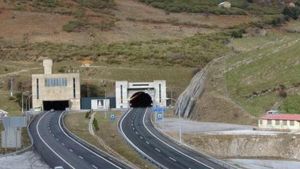 Continúan en mayo y junio los cortes por obras en los túneles del Huerna, incluyendo el del Negrón, en pleno debate por las tarifas