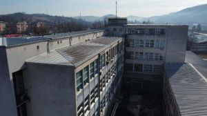 Monarhisti: Ukinut stimulativni deo plate radnicima fabrike u Lučanima koji su protiv vlasti