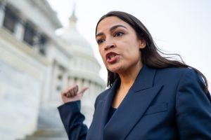 AOC Calls on Dems to “Play by Same Rules” Republicans Do on Gerrymandering