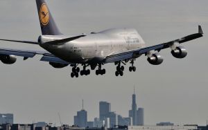 Lufthansa airline group extends cancellation of Israel flights through June