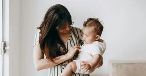 How the Mother Complex Shapes Love and Relationships