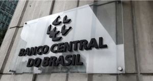 A política de juros do Banco Central é um desastre