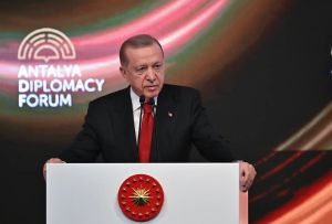 Son anket: Antalya’daki “5 kelime” ve Silivri davaları son bir ayda halkı nasıl etkiledi?