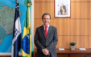 Luiz Marinho: Trabalhar para viver - não viver para trabalhar