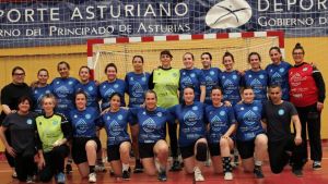 Astures Veteranas hace historia en Zaragoza con su debut en el Campeonato de España Máster