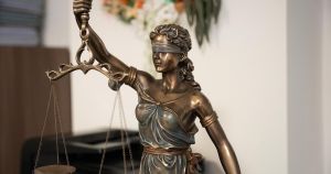 Η επιλεκτική ανάδειξη μιας πρωτόδικης απόφασης