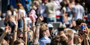 Unga kvinnor mår dåligt – och röstar vänster