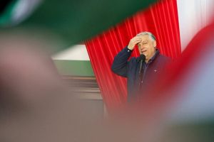 (GLOBALNA ARENA) Zakaj je Orbán izgubil